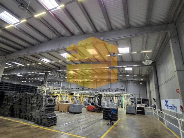 Nave industrial en Alquiler en Sant Esteve Sesrovires