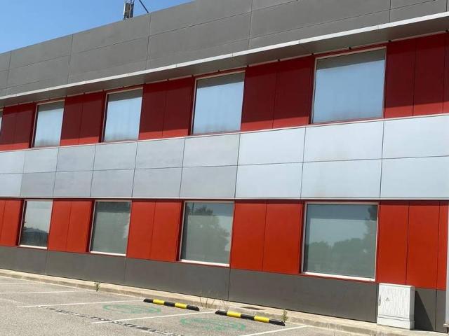 Nave industrial en Alquiler en Sant Esteve Sesrovires