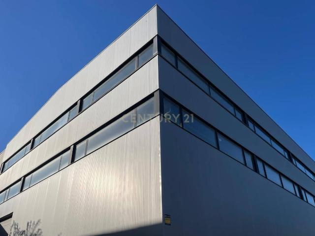 Nave industrial en Alquiler en Sant Llorenç d'Hortons