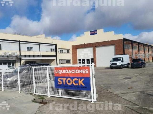 Nave industrial en alquiler en Santa Marta de Tormes, Centro comercial