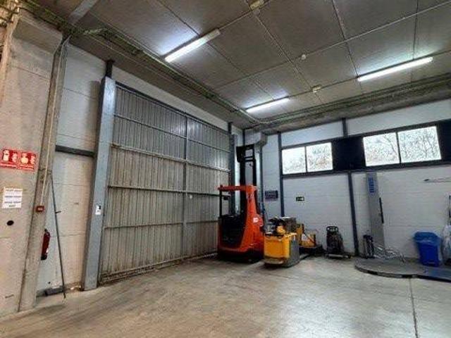 Nave industrial en Alquiler en Santa Perpètua de Mogoda