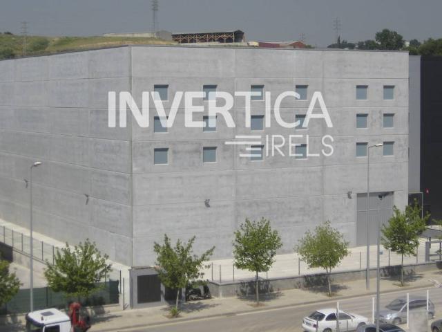 Nave industrial en Alquiler en Santa Perpètua de Mogoda