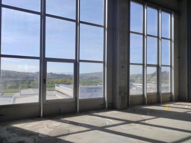 Nave industrial en alquiler en Santiago de Compostela, Sionlla