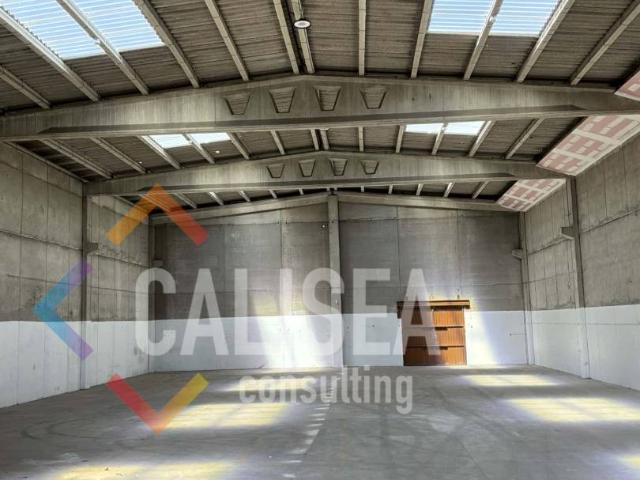 Nave industrial en Alquiler en Palau solità i Plegamans