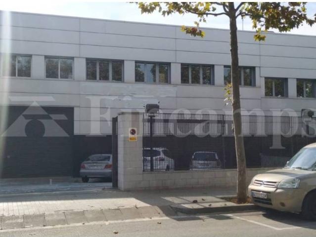 Nave industrial en Alquiler en Parc Central