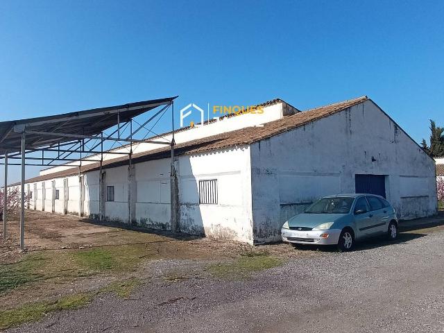 Nave industrial en Alquiler en Partides Rurals
