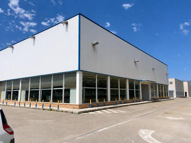 Nave industrial en Alquiler en Roquetes