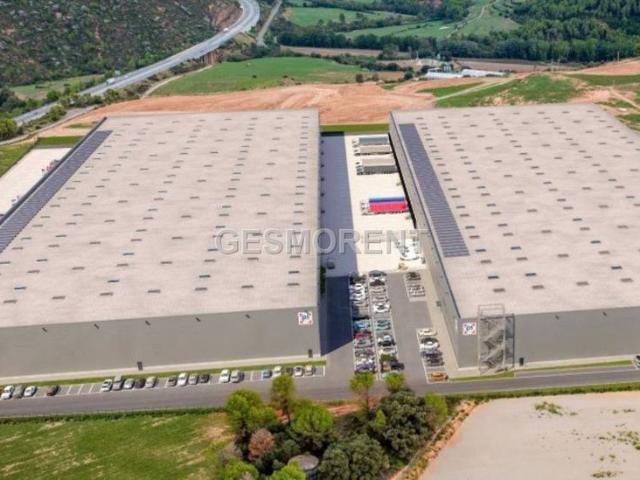 Nave industrial en Alquiler en Rajadell