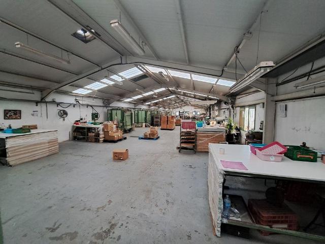 Nave industrial en alquiler en Rubí, de 1.500 m² por 7.000