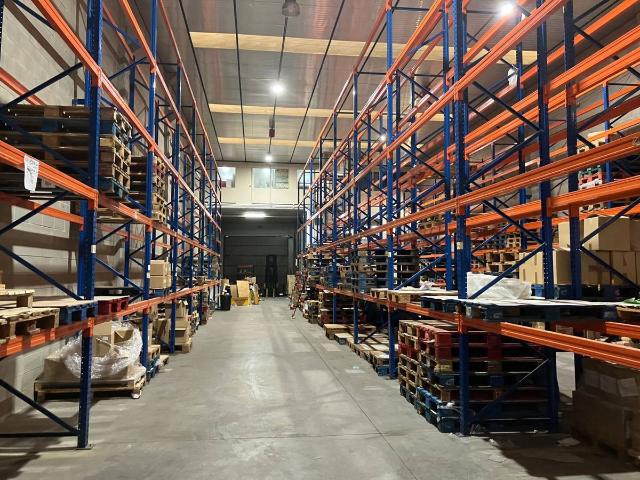 Nave industrial en Alquiler en Teià