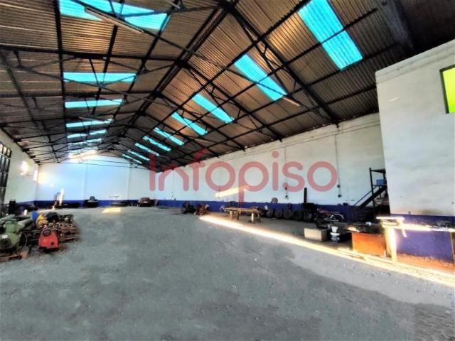 Nave industrial en alquiler en Valdepeñas, Salida Peral