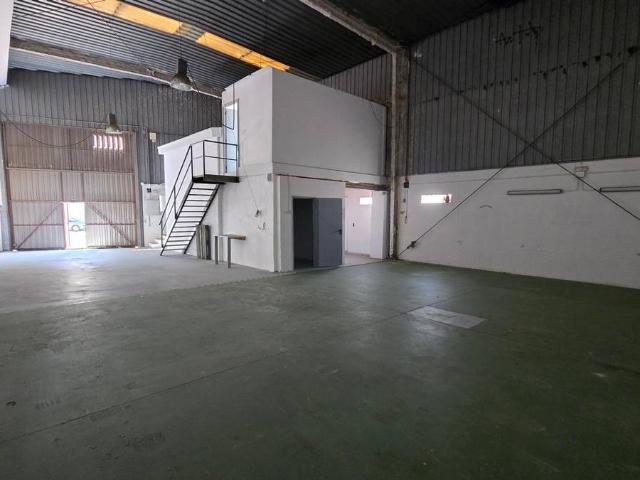 Nave industrial en Alquiler en Vilamalla