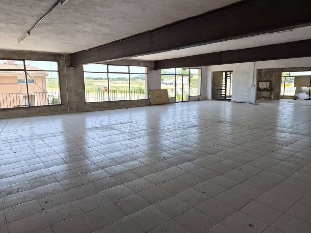 Nave industrial en Alquiler en Vilafant