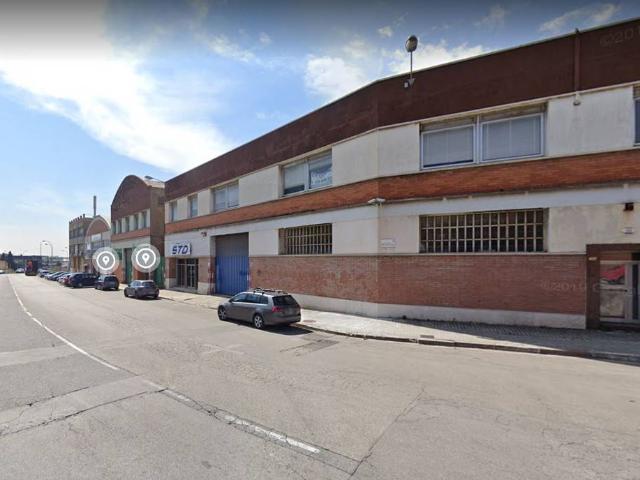 Nave industrial en Alquiler en Vinyets Molí Vell