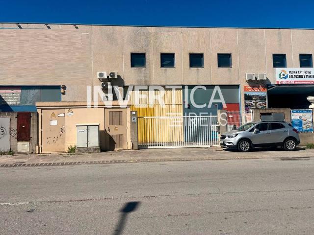 Nave industrial en Alquiler en Vinyets Molí Vell