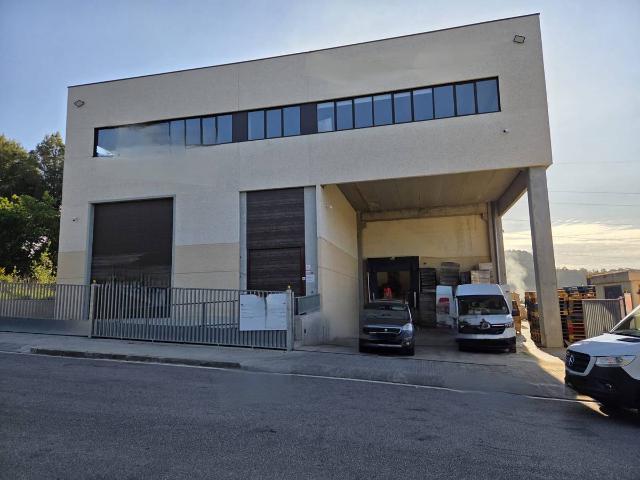 Nave industrial en Alquiler en Zona Industrial