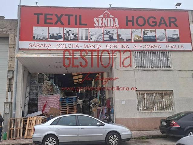 NAVE INDUSTRIAL EN EL POLÍGONO DE RAOS. MALIAÑO