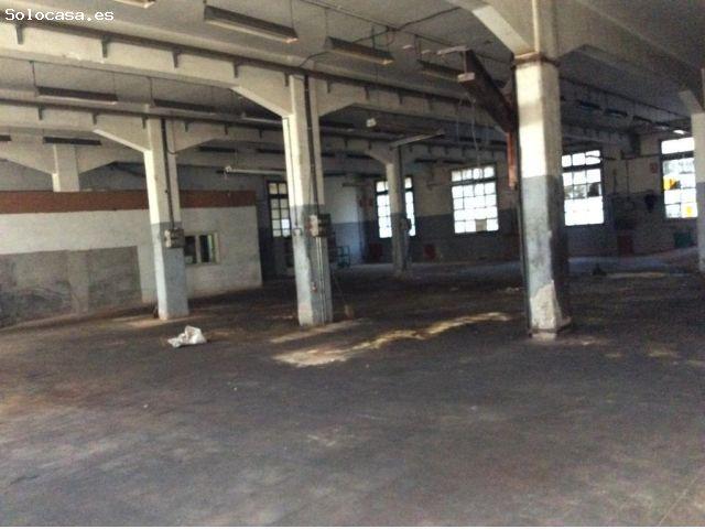 ?Nave Industrial en Els Comptals, Manresa ?