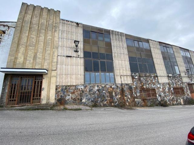 Nave industrial en Polígono de Montearenas en Ponferrada