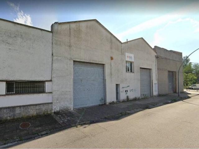 Nave industrial en Pont Major