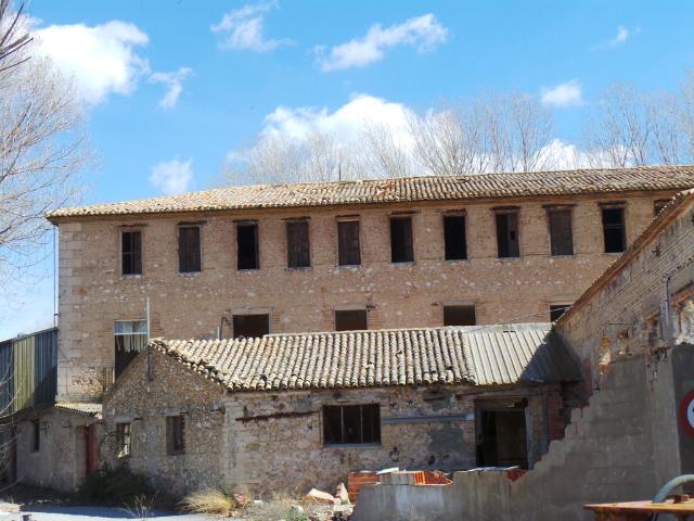 Nave Industrial en Ptda Molino de Forcall Banyeres de Mariola Alicante