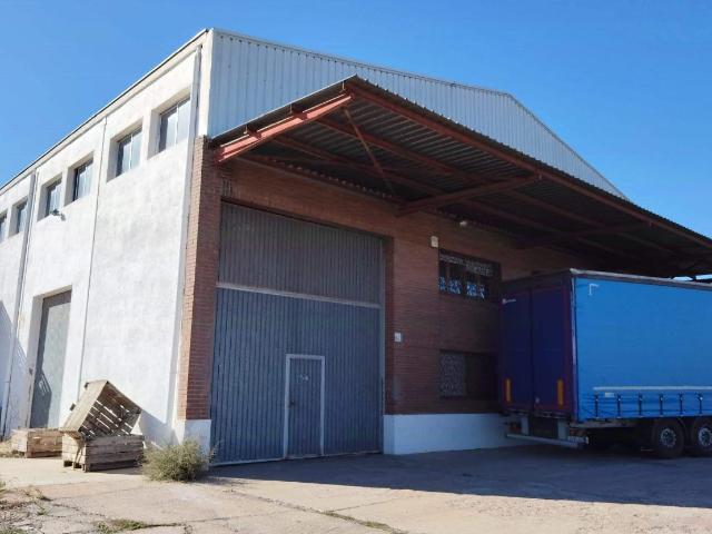 Nave industrial en Pt. Hondos de Giraba, Fraga Huesca