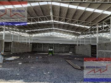 Nave Industrial en Rancho o rancheria Romero de Torres