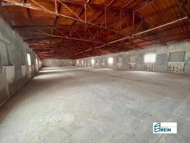 Nave Industrial en Recas