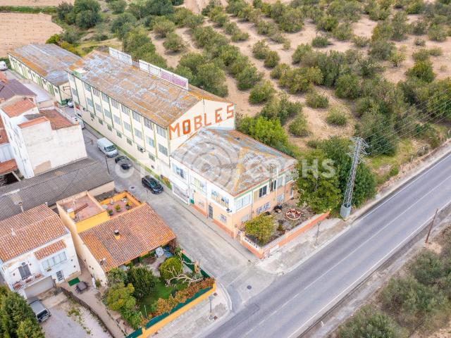 NAVE INDUSTRIAL EN VALLMOLL