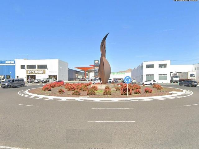 Nave Industrial en venta con 1850 m2, en Arrecife, Playa Honda