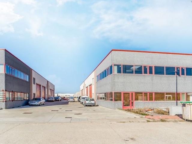 Nave Industrial en venta con 189 m2, en Villanubla
