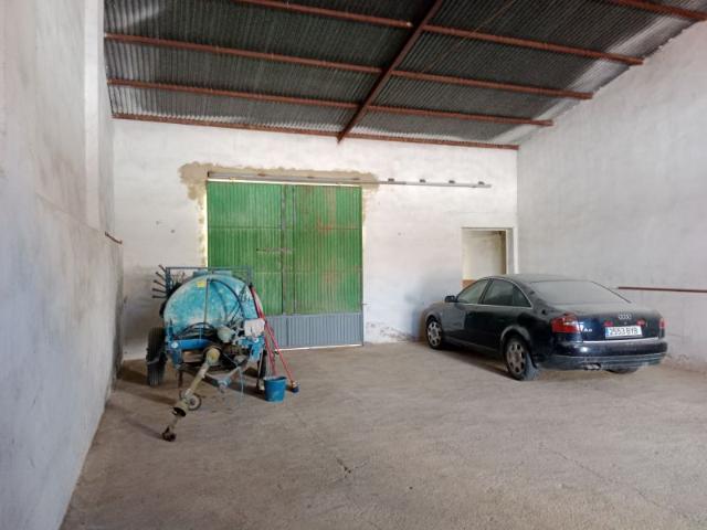 Nave Industrial en venta con 102 m2, en Lahiguera