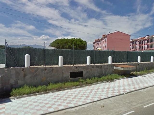 Nave Industrial en venta con 107 m2, en Navalcán