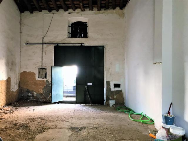 Nave Industrial en venta con 203 m2, 2 dormitorios en Bollullos Par del Condado, BOLLULLOSDELCONDADO