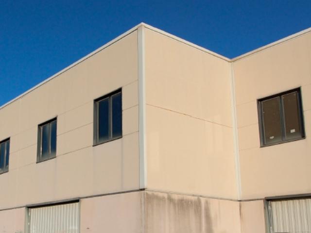 Nave Industrial en venta con 381 m2, en Estación Renfe, Los Manantiales Guadalajara