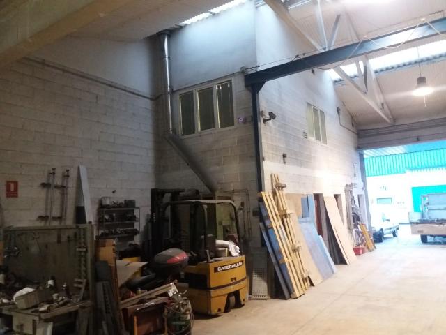 Nave Industrial en venta con 330 m2, en Vitoria Gasteiz Capital