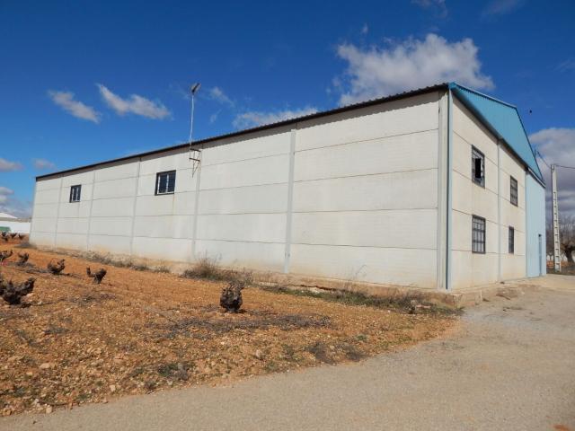 Nave Industrial en venta con 400 m2, en Casas de Guijarro