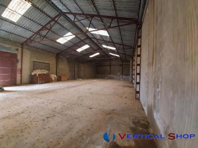 Nave industrial en venta en Caudete, El Moto
