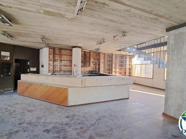 Nave industrial en venta en calle De Tapís, Figueres, de 102 m² por 149.000