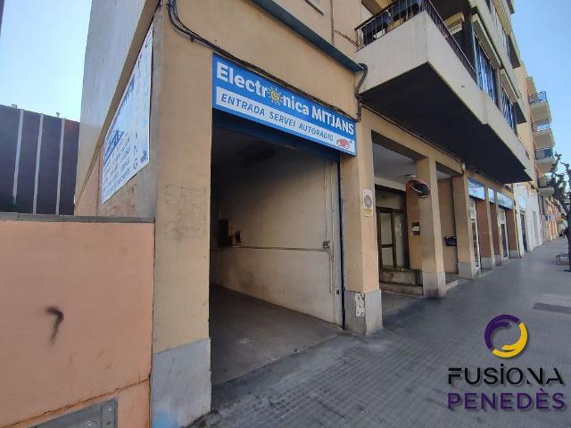 Nave industrial en venta en calle D'igualada, Vilafranca del Penedès, de 533 m² 1 habitación por 159.000