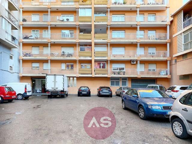 Nave industrial en venta en calle Elx, Figueres, de 1.522 m² 8 habitaciones por 725.000