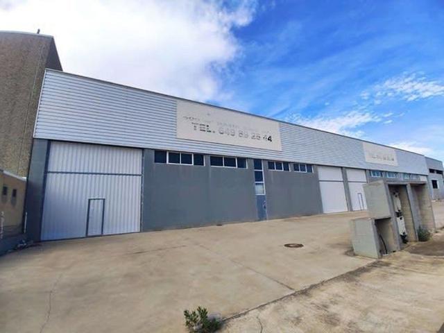 Nave industrial en venta en calle Sabaters, Valls, de 601 m² por 145.000
