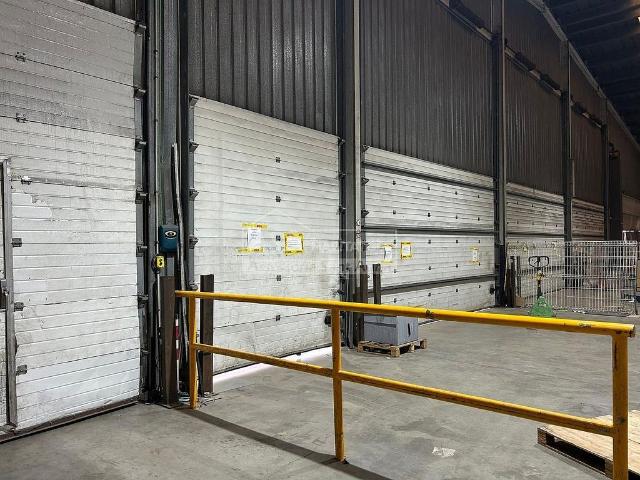 Nave industrial en venta en calle Sant Miquel D'olèrdola, Olèrdola, de 1.114 m² 7 habitaciones por 700.000