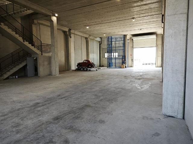 Nave industrial en venta en calle Pep Ventura, Vilamalla, de 920 m² 2 habitaciones por 690.000