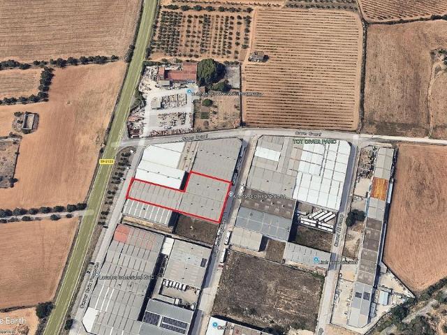 Nave industrial en venta en calle Tarragonès, Santa Oliva, de 755 m² por 700.000