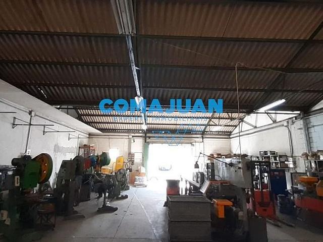 Nave industrial en venta en Cardedeu, de 700 m² por 390.000