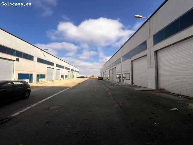Nave industrial en Venta en Albacete, Albacete