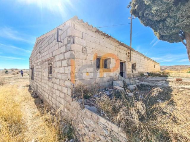 Nave industrial en venta en Albox, Santopetar