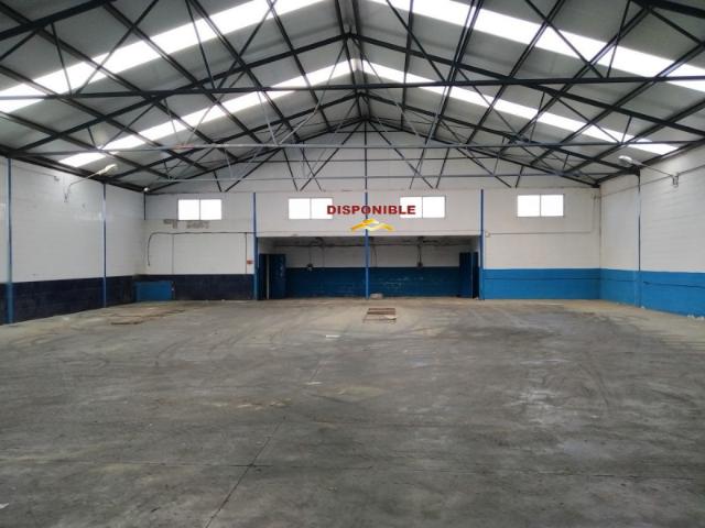 Nave industrial en venta en Alcalá de Guadaira, Poligono Industrial