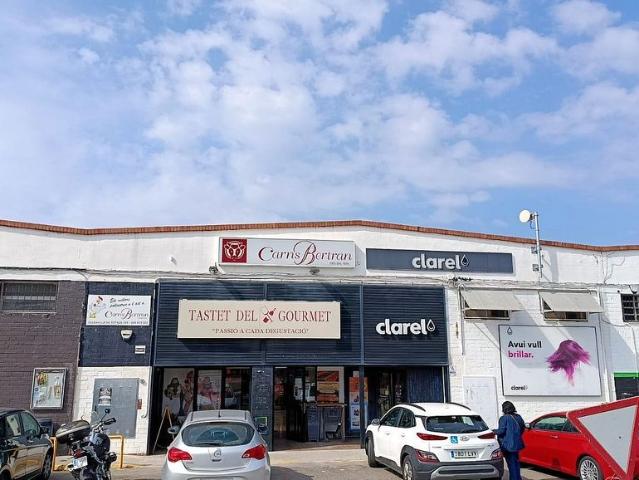 Nave industrial en venta en avenida De Setembre, Pallaresos, Els, de 400 m² 2 habitaciones por 445.000